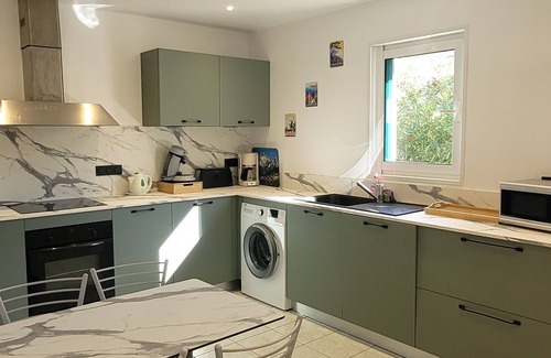 Aregno Villa | Villas Maristella, spacious and comfortable Oriente 2 steps from the beach!