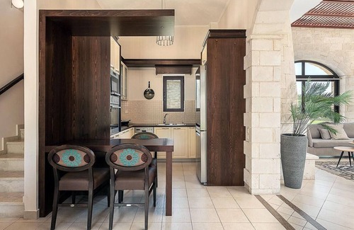 Platanias Town Villa | Villas Platanias 4 bedroom villa II with a heated pool