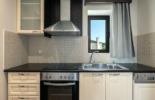 Platanias Town Villa | Villas Platanias 4 bedroom villa II with a heated pool