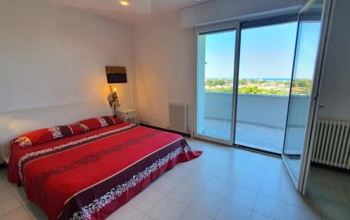 Riccione Villa | Villetta Panoramica con Giardino a Riccione
