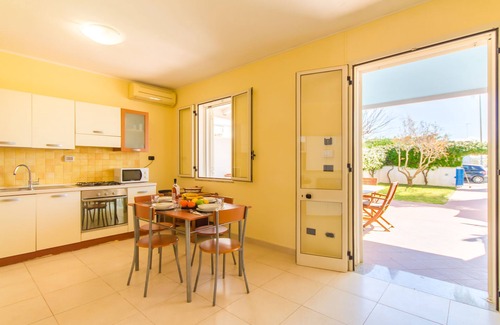 Torre dell'Orso House | Villetta Relax with pool in residence, Melendugno, Italy