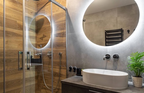 Business District Apartment | Vilnius Downtown Studio with Free Parking & WiFi - Ideal for Business or Couples