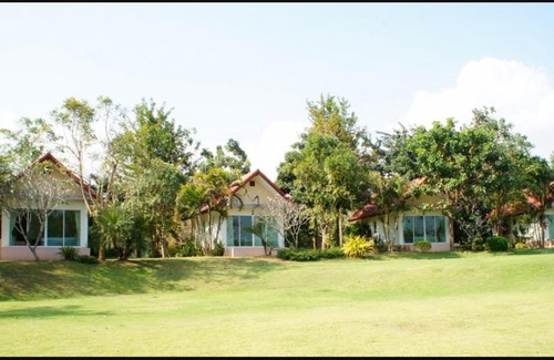 Tha Yang Hotel | Vimannam Resort