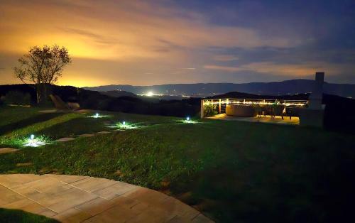 Bostanj House | Vineyard cottage Pri mali luži