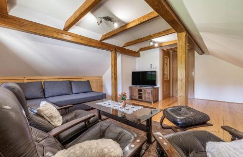 Crnomelj House | Vineyard Cottage Stepan - Happy Rentals