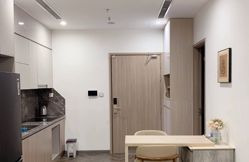 Bac Giang Apartment | Vinhomes lake and city view in center Bac Giang