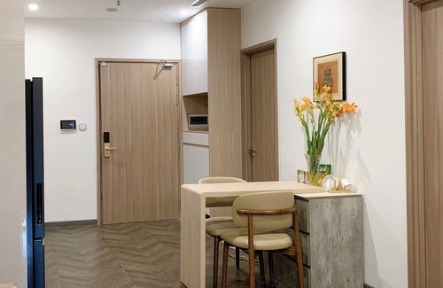 Bac Giang Apartment | Vinhomes lake and city view in center Bac Giang