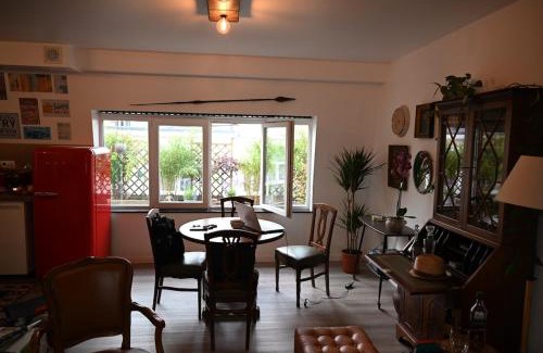 Jacht Apartment | Vintage Soul, Green Vibes, Heart of the City