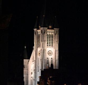 Jacht Apartment | Vintage Soul, Green Vibes, Heart of the City