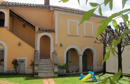 Calvanico Villa | Vintage villa nestled in the green between the Amalfi Coast and Cilento.