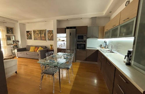 Peiraiki Apartment | Violeta's Seaview Apartment in Piraeus