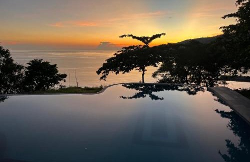 Tudela Hotel | Virly’z Top View Resort