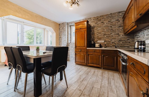 Brasov Apartment | Visit Romania By Brasov BnB 1