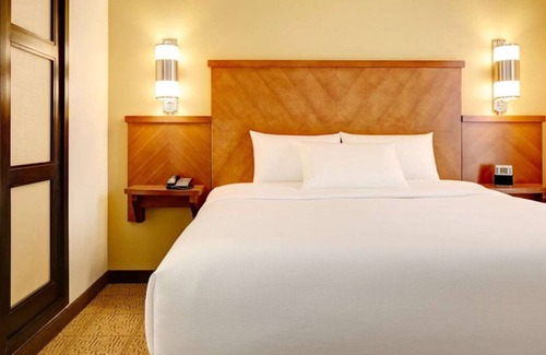 Tucson House | Visit the historic San Xavier del Bac Mission! Pet-friendly, FREE Airpt Shuttle
