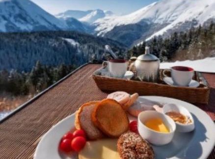 Kazbegi Apartment | VistaRest Gudauri Ski Resort - by VistaRest Escapes & Stays