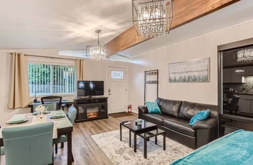 Northwest Bellevue Apartment | Vita Bella Luxury Studio 1king bed 1 sofabed