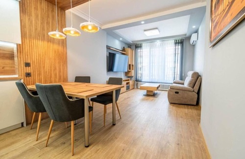 Sofia City Center Apartment | Vitoshka's Finest