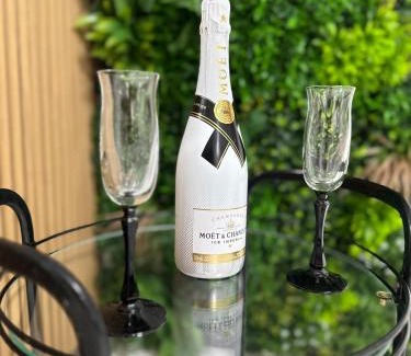 Santa Maria A Vico Apartment | Vittoria & Celeste