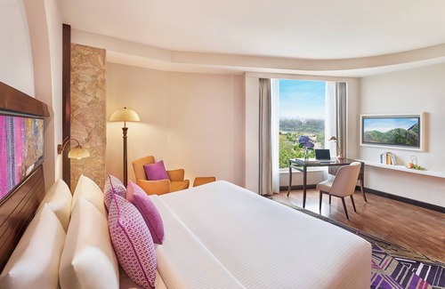 Jammu Hotel | Vivanta Jammu City Centre