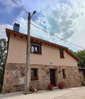 Cobreros House | Vivienda de Uso Turístico Los Castaños