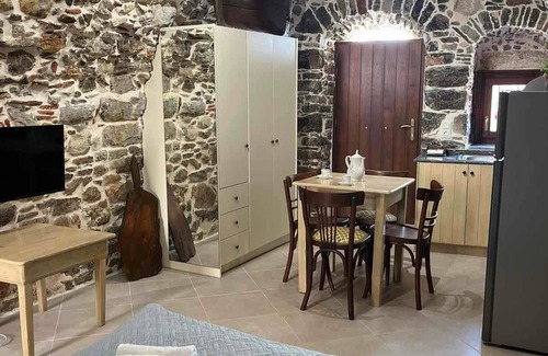 Olympi House | Vlychos Olympi Lodge 1 - Chios Cozy Getaway