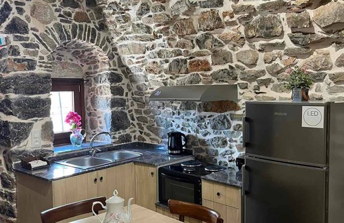 Olympi House | Vlychos Olympi Lodge 1 - Chios Cozy Getaway
