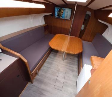 Aix-les-Bains Boat Rental | Voilier Aix les bains