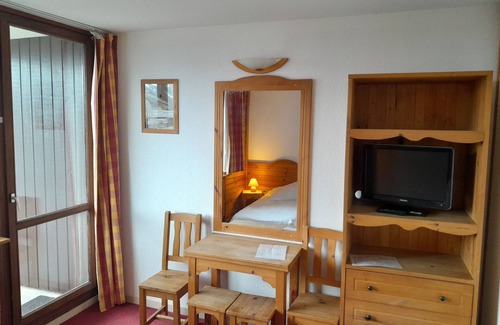 Montalbert Hotel | VVF Les sittelles à Montalbert