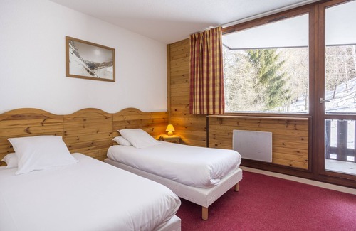 Montalbert Hotel | VVF Les sittelles à Montalbert