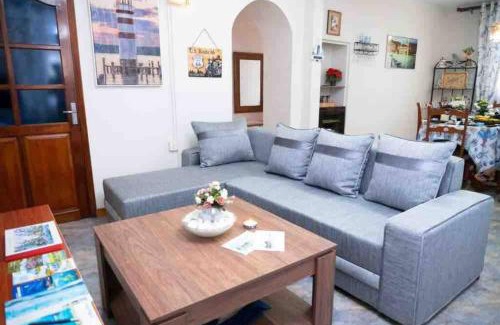 Saint Felix House | Vythee Residence