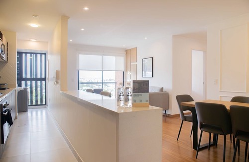 Miraflores Apartment | w* | Inviting 2BR w/Balcony in Miraflores