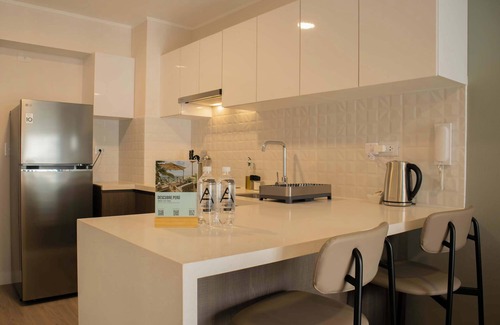 Leuro Apartment | w* | Radiant 1BR w/Private Balcony in Miraflores