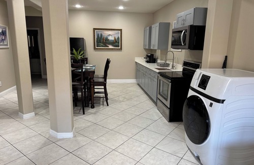 Buena Ventura Lakes House | W & S - Near USTA, Disney, Lake Nona, Universal Studios And Orlando Int Airport.