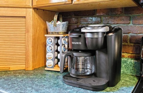 Waynesboro House | Walk Downtown~Game Room~Gym~Fire Pit~Hammock!