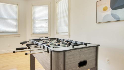 Captiva House | Walk to Beach PoolHot Tub Game Room Captiva 5BDR Coco Mango by AvantStay