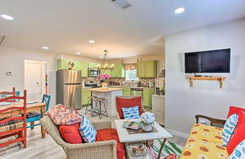 Tool House | Walk to Cedar Creek Reservoir Home with Fire Pit!