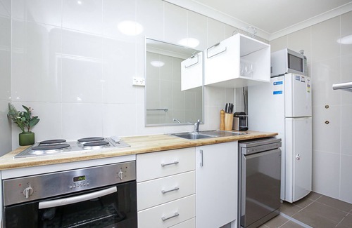 Gungahlin Apartment | Walk to Everything, Amazing Location, 400m to CBR Light Rail and Shopping Centre