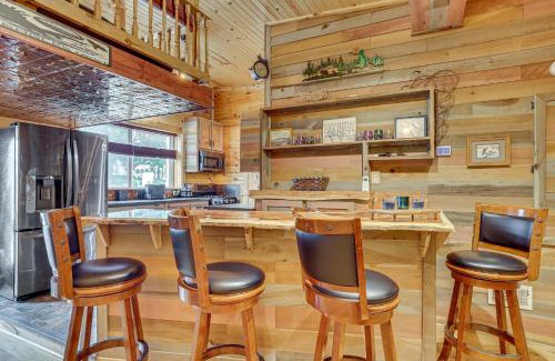 Pepin Apartment | Walk to Lake and Dining Couples Cottage in Pepin