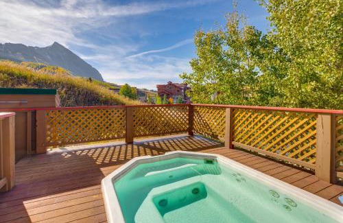 Crested Mountain Village Apartment | Walk to Lift Mtn-View Crested Butte Condo with Loft