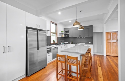 Middleton Beach House | Walk to Middleton Beach Albany - Family Friendly!