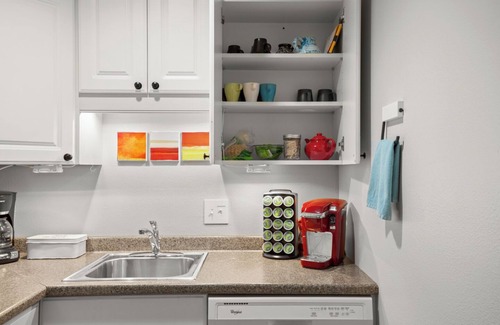 Bouldin Cottage | Walk to Restaurants & Shopping; 1 mile to SoCo