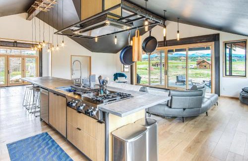 Salida House | Walk to River 6-Acre Ranch Retreat in Salida!