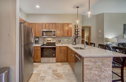 River Run Condo | Walk to Slopes Penthouse - Red Hawk 4 Bed/4 Bath PENTHOUSE CONDO