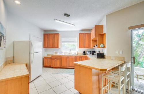 New Smyrna Beach Apartment | Walk to the Beach! New Smyrna Hideaway with Patio