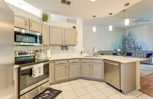 Haines City House | Walk to Tower Lake: Family Home in Gated Community