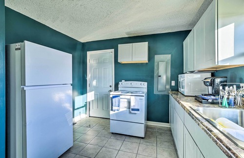 Hopkinsville House | Walkable Hopkinsville Home w/Yard!