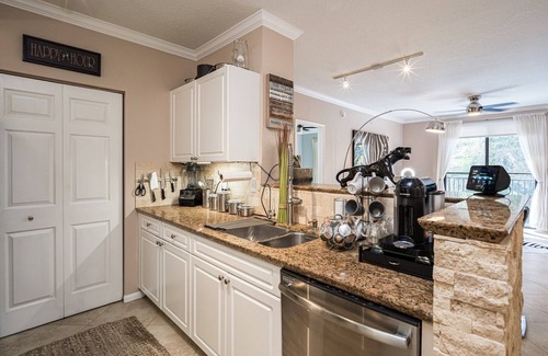 Downtown West Palm Beach Condo | walking distance to EVERYTHING in downtown West Palm Beach.