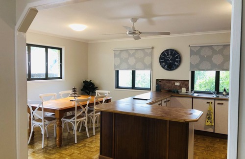 Agnes Water House | Walking distance to beach