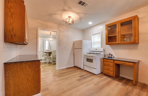 Westlake House | Walking Distance to Casino: Home in Westlake!