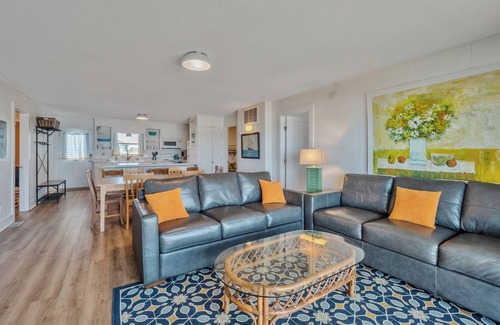 Topsail Beach House | Walking on Sunshine by Carolina Retreats